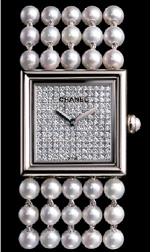 'Chanel' watch